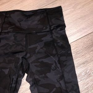 Lululemon Fast and Free Tight II 25"